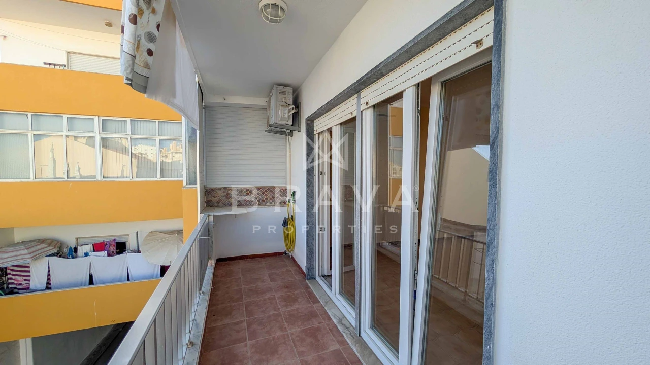 Apartamento T1 para Venda em Quarteira Foto 15