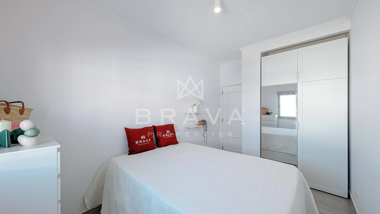 Apartamento T2 para Venda em Quarteira Foto 21