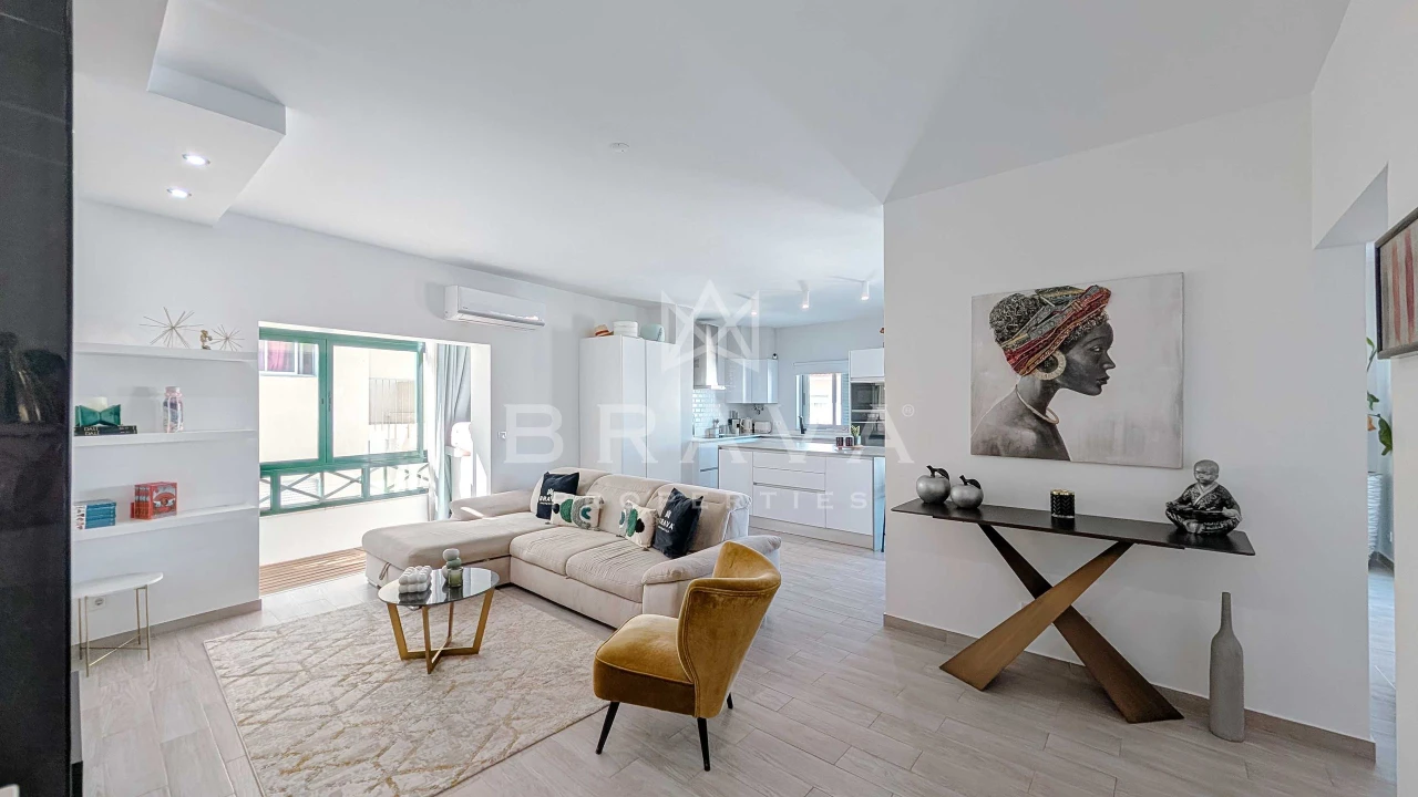 Apartamento T2 para Venda em Quarteira Foto 2