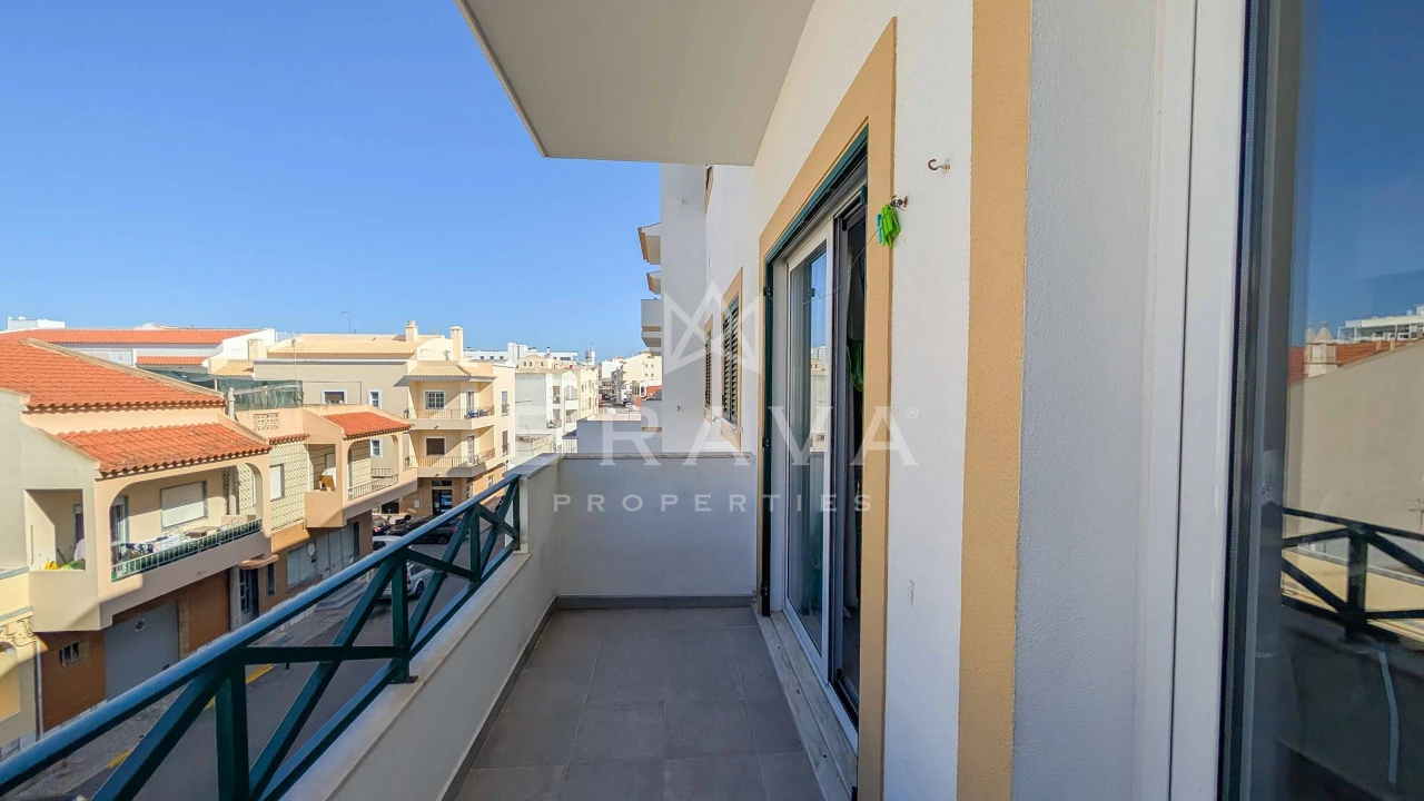 Apartamento T2 para Venda em Quarteira Foto 24