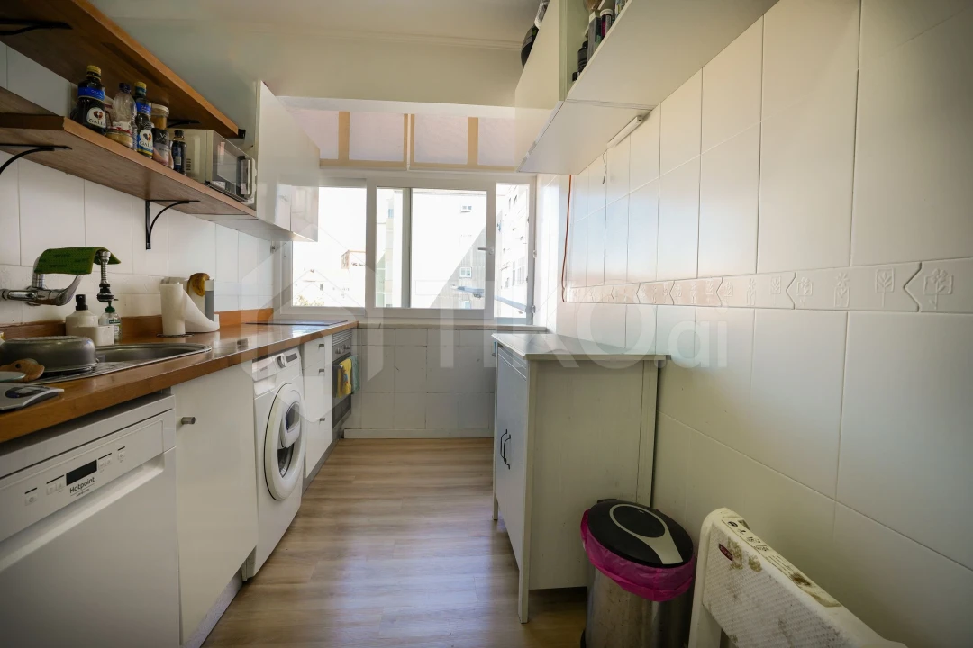 Apartamento T2 para Venda em Venteira Foto 10