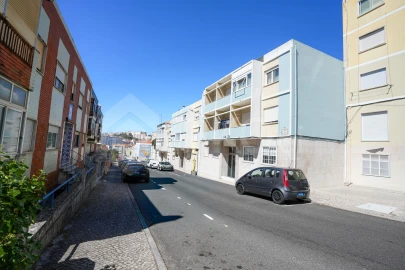 Apartamento T2 para Venda em Venteira