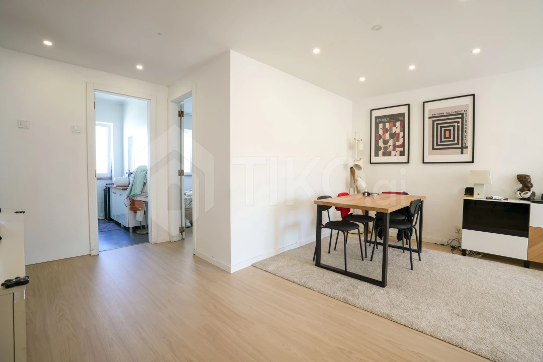 Apartamento T2 para Venda em Venteira Foto 7