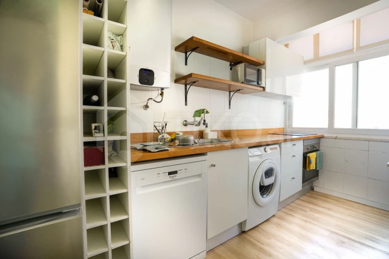 Apartamento T2 para Venda em Venteira Foto 13