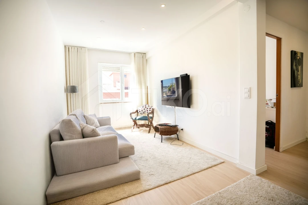 Apartamento T2 para Venda em Venteira Foto 3