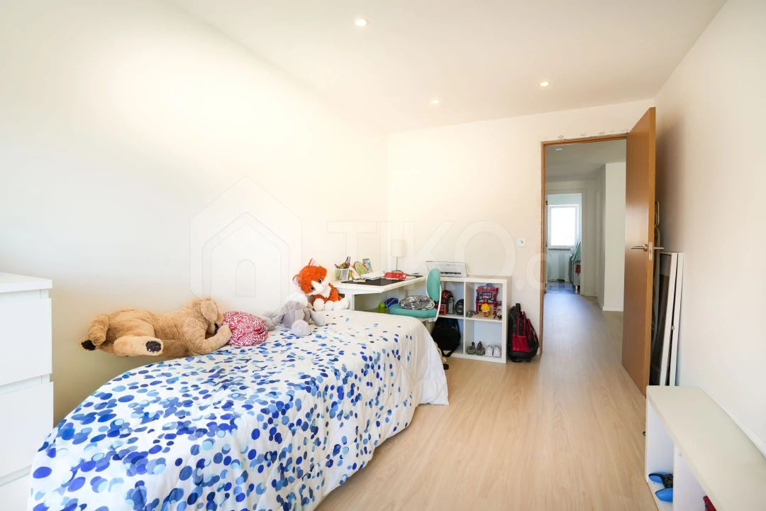 Apartamento T2 para Venda em Venteira Foto 19