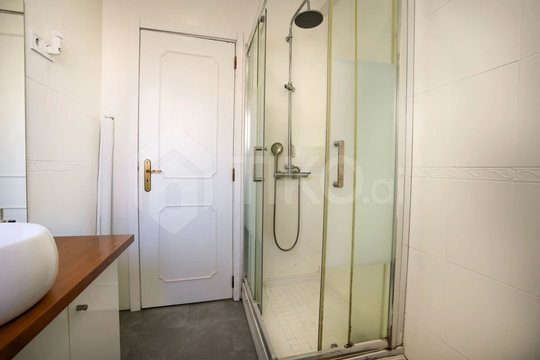 Apartamento T2 para Venda em Venteira Foto 16