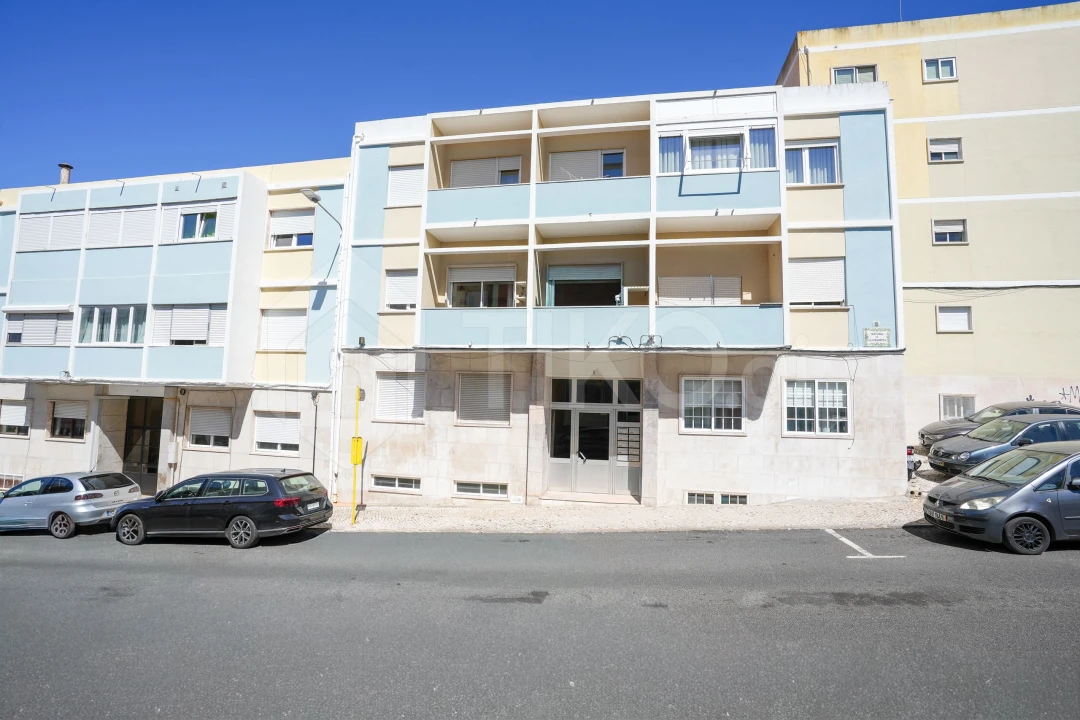 Apartamento T2 para Venda em Venteira Foto 21