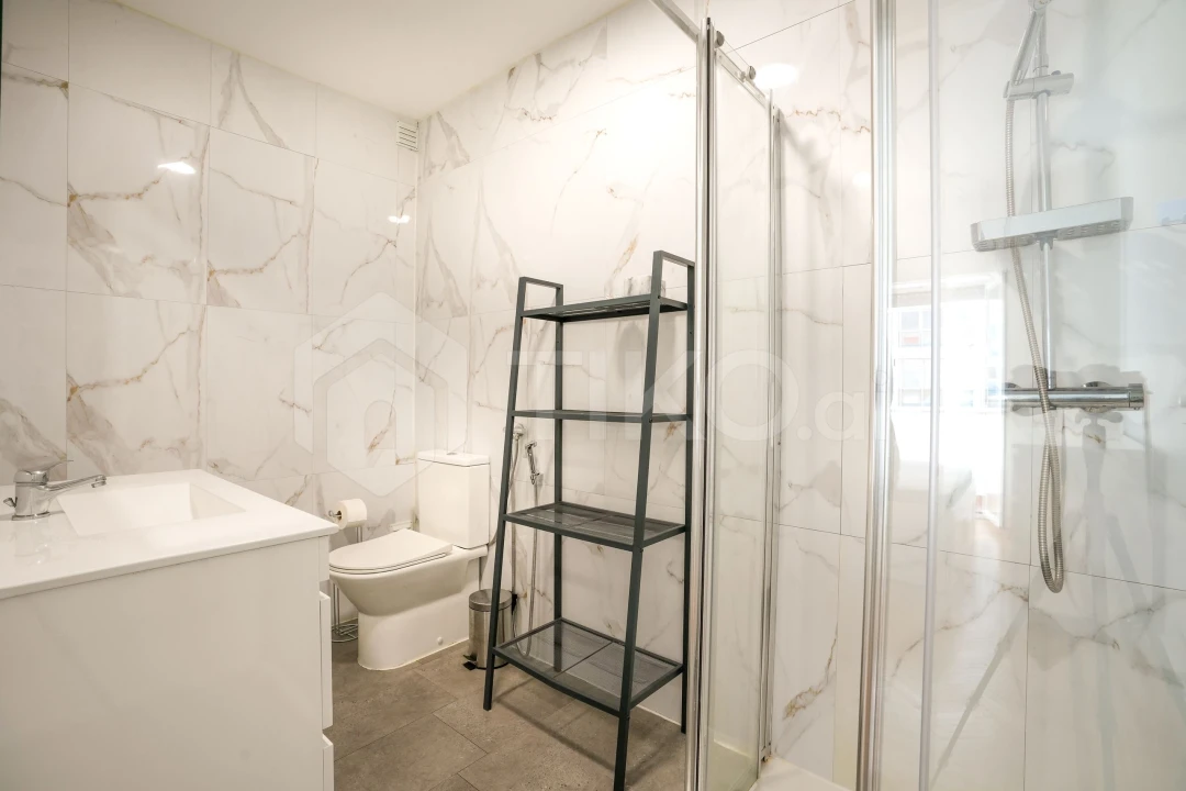 Apartamento T1 para Venda em Arroios Foto 17