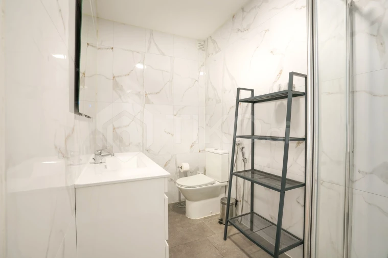 Apartamento T1 para Venda em Arroios Foto 18