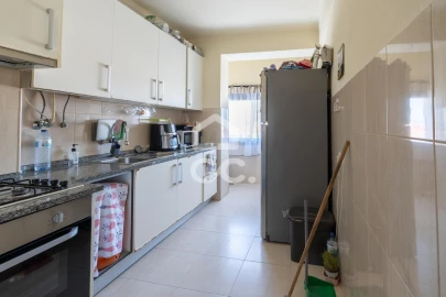 Apartamento T2 para Venda em Baixa da Banheira e Vale da Amoreira
