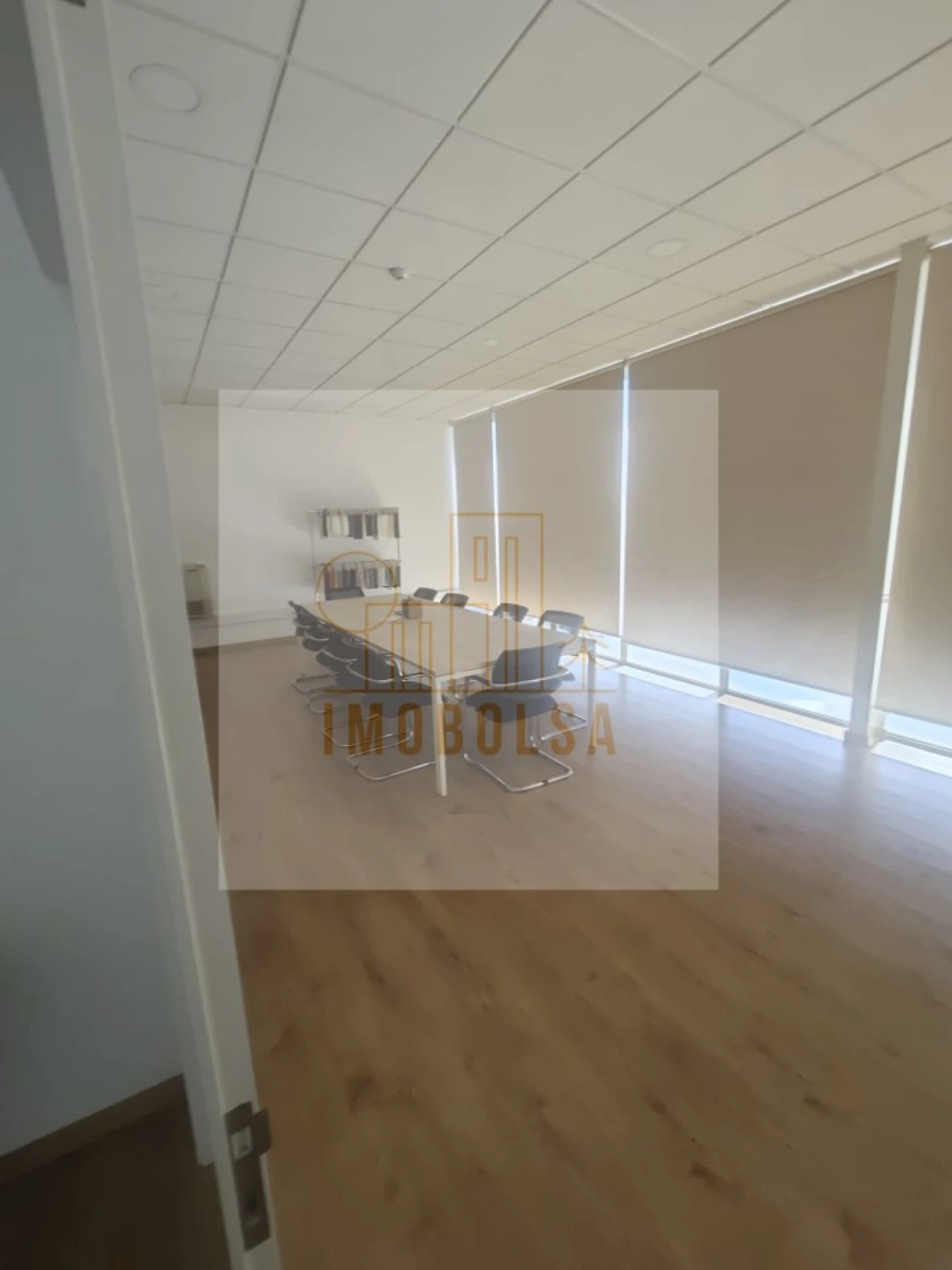 Armazém para Arrendamento em Ribeirão Foto 7