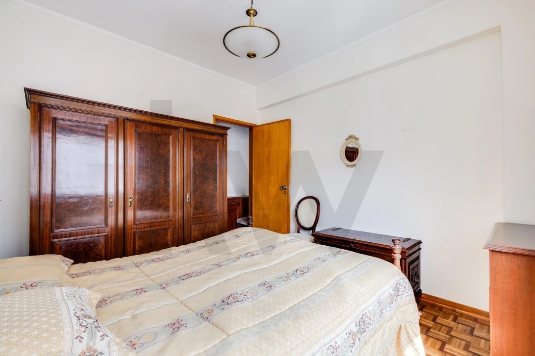 Apartamento T2 para Venda em Faro (Sé e São Pedro) Foto 11