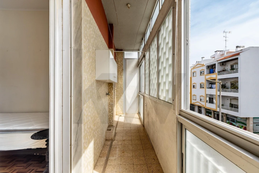 Apartamento T2 para Venda em Faro (Sé e São Pedro) Foto 15