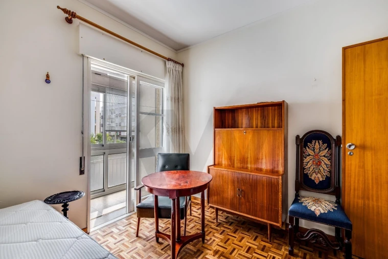 Apartamento T2 para Venda em Faro (Sé e São Pedro) Foto 13