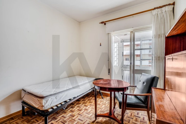 Apartamento T2 para Venda em Faro (Sé e São Pedro) Foto 12