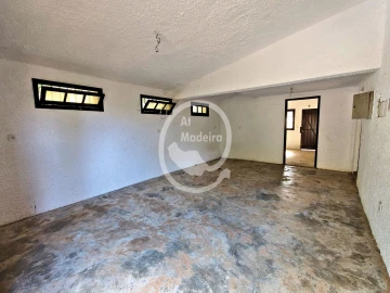 Moradia T4 para Venda em Camacha