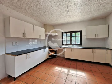 Moradia T4 para Venda em Camacha