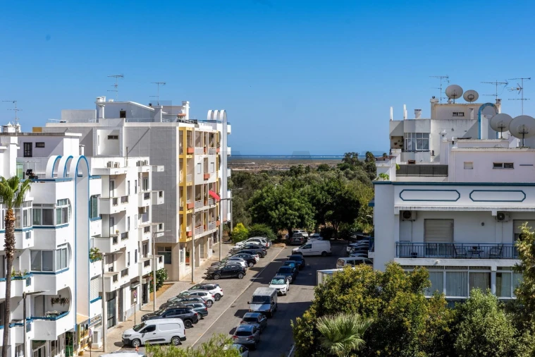 Apartamento T1 para Venda em Faro (Sé e São Pedro) Foto 25