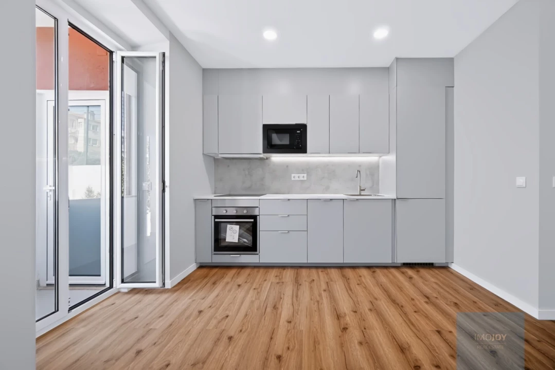 Apartamento T2 para Venda em Ajuda Foto 11