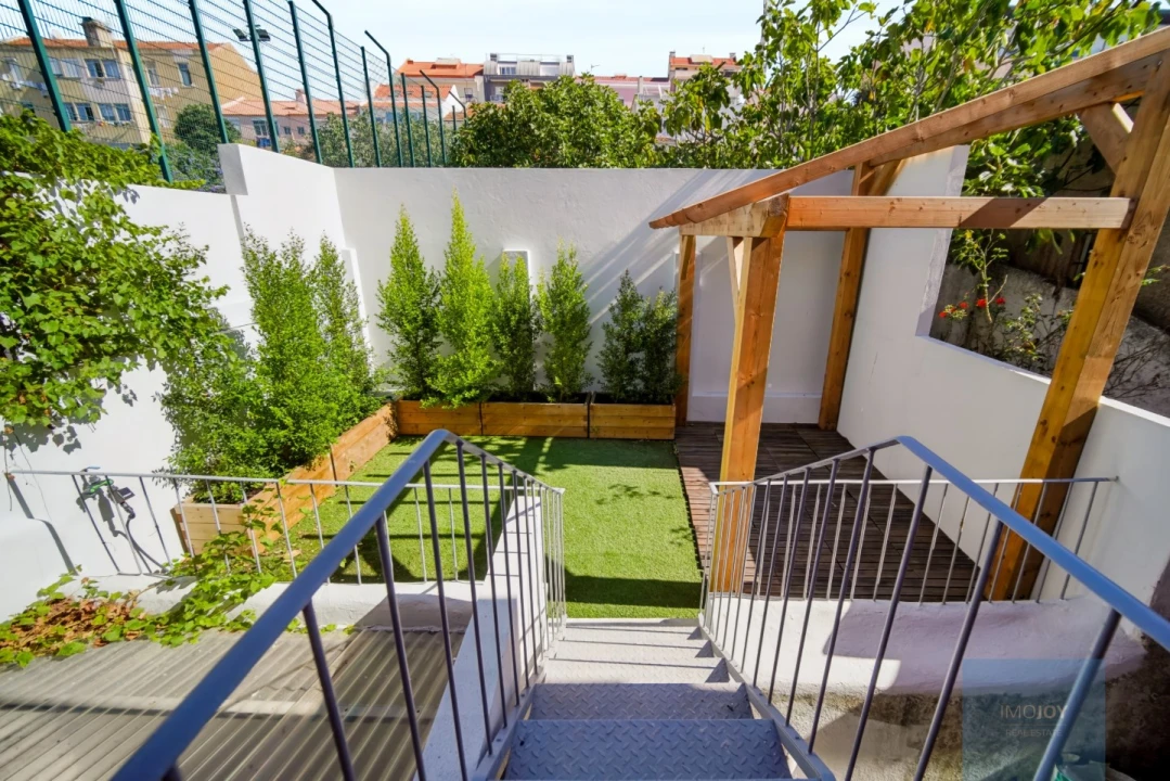 Apartamento T2 para Venda em Ajuda Foto 4