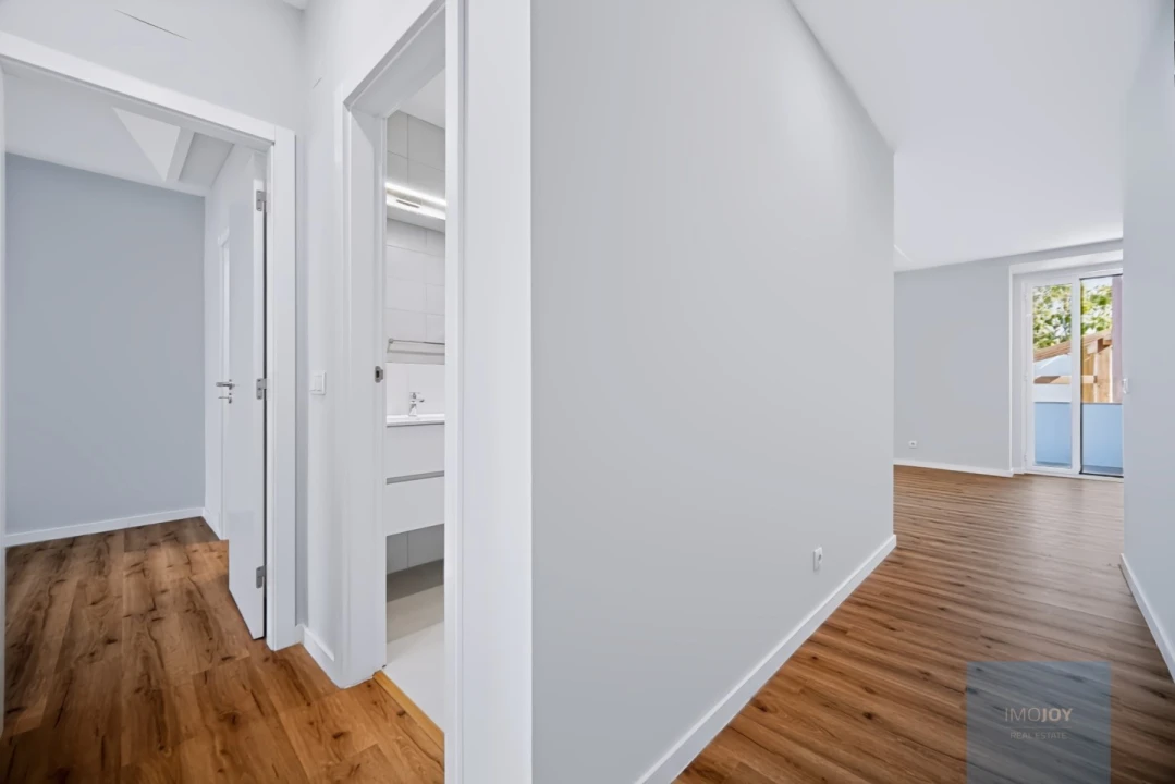 Apartamento T2 para Venda em Ajuda Foto 21