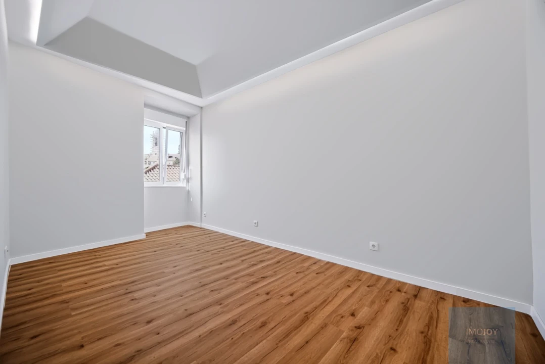 Apartamento T2 para Venda em Ajuda Foto 15