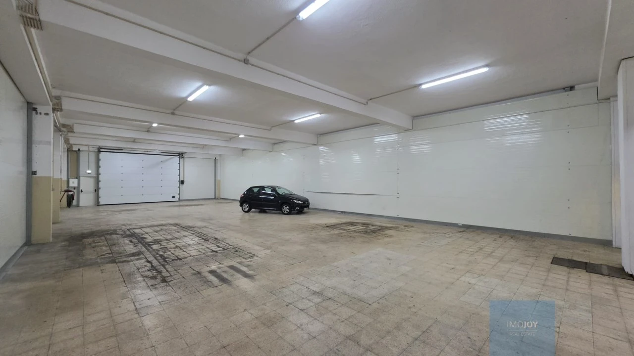 Armazém para Arrendamento em Loures Foto 2