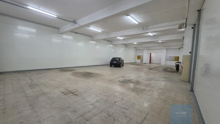 Armazém para Arrendamento em Loures Foto 10