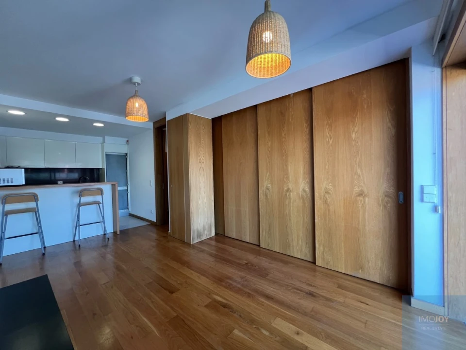 Apartamento T1 para Arrendamento em Paranhos Foto 7