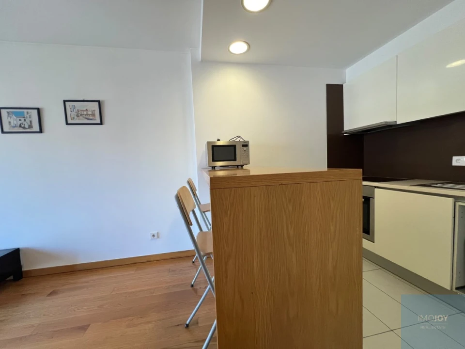 Apartamento T1 para Arrendamento em Paranhos Foto 12