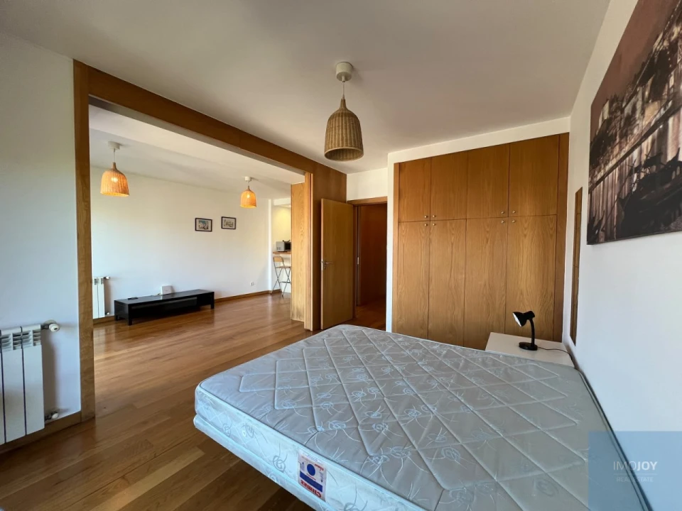 Apartamento T1 para Arrendamento em Paranhos Foto 15