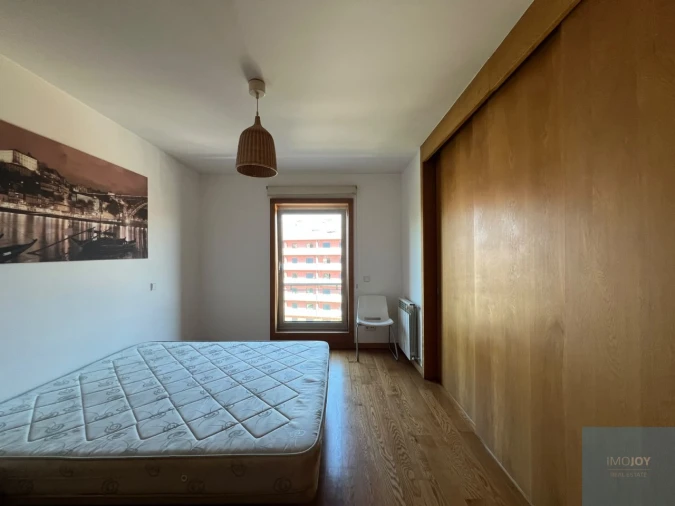 Apartamento T1 para Arrendamento em Paranhos Foto 17