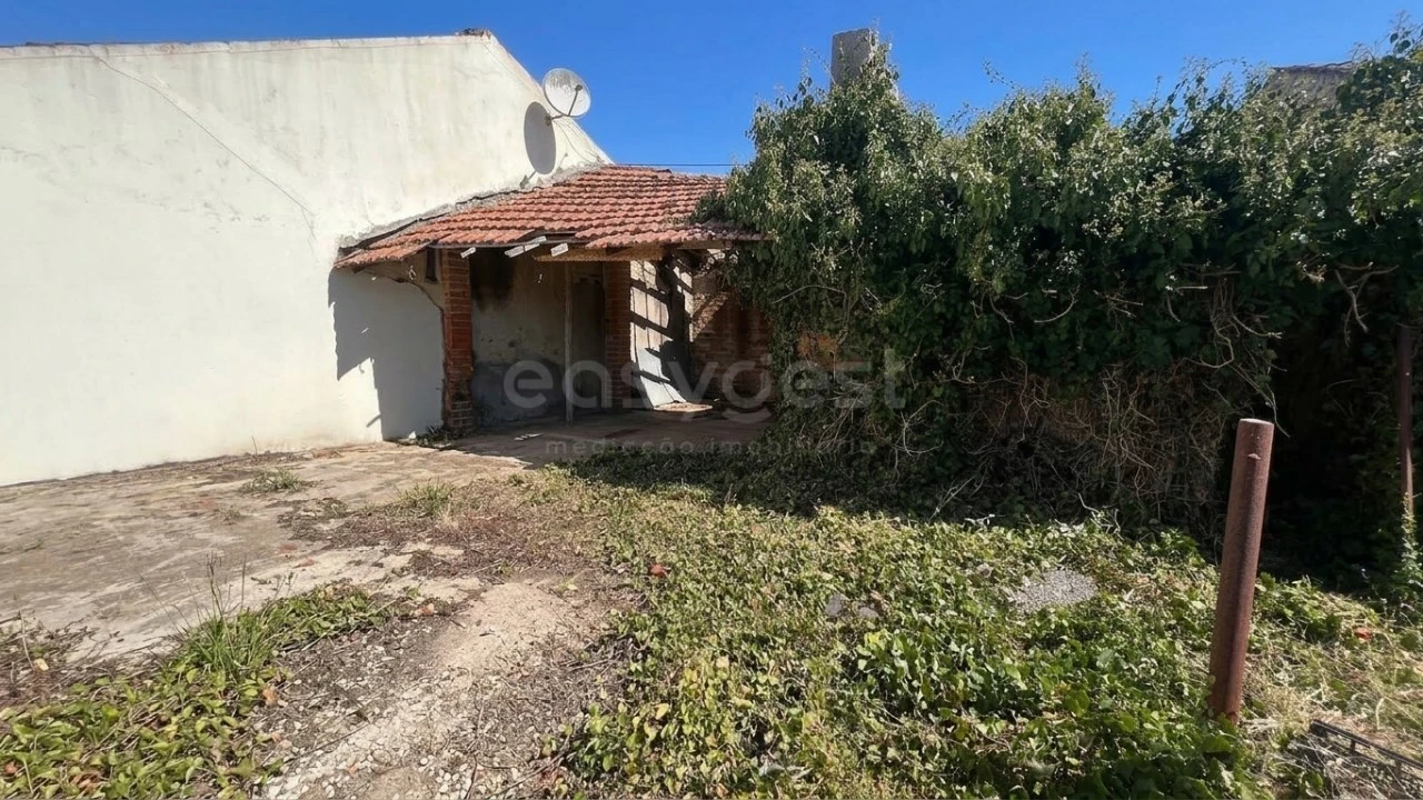Moradia T3 para Venda em Carriço Foto 10