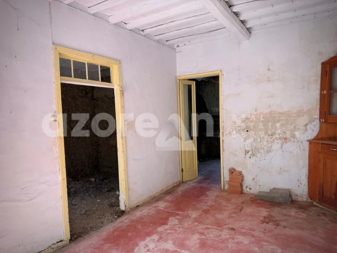 Moradia T2 para Venda em Ribeira Chã Foto 6