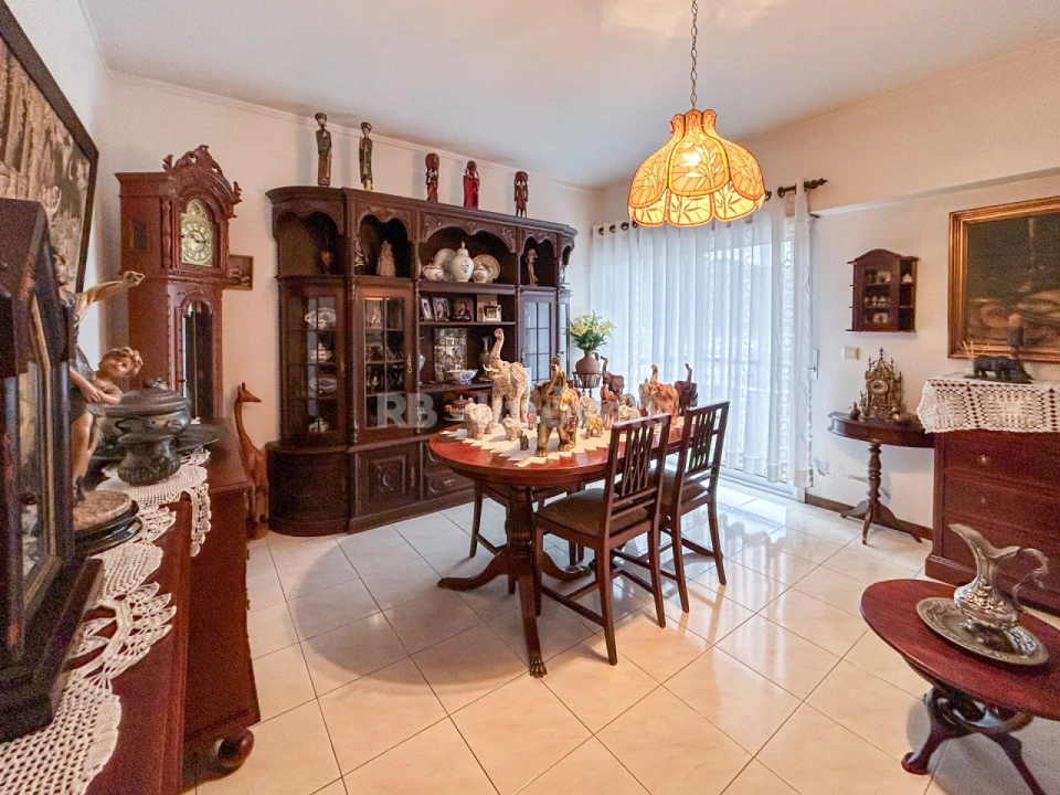 Apartamento T3 para Venda em São João Baptista e Santa Maria dos Olivais Foto 8