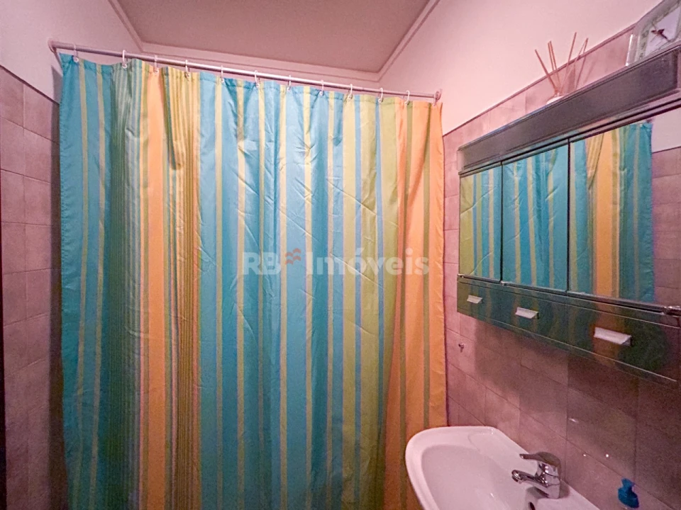 Apartamento T3 para Venda em São João Baptista e Santa Maria dos Olivais Foto 15