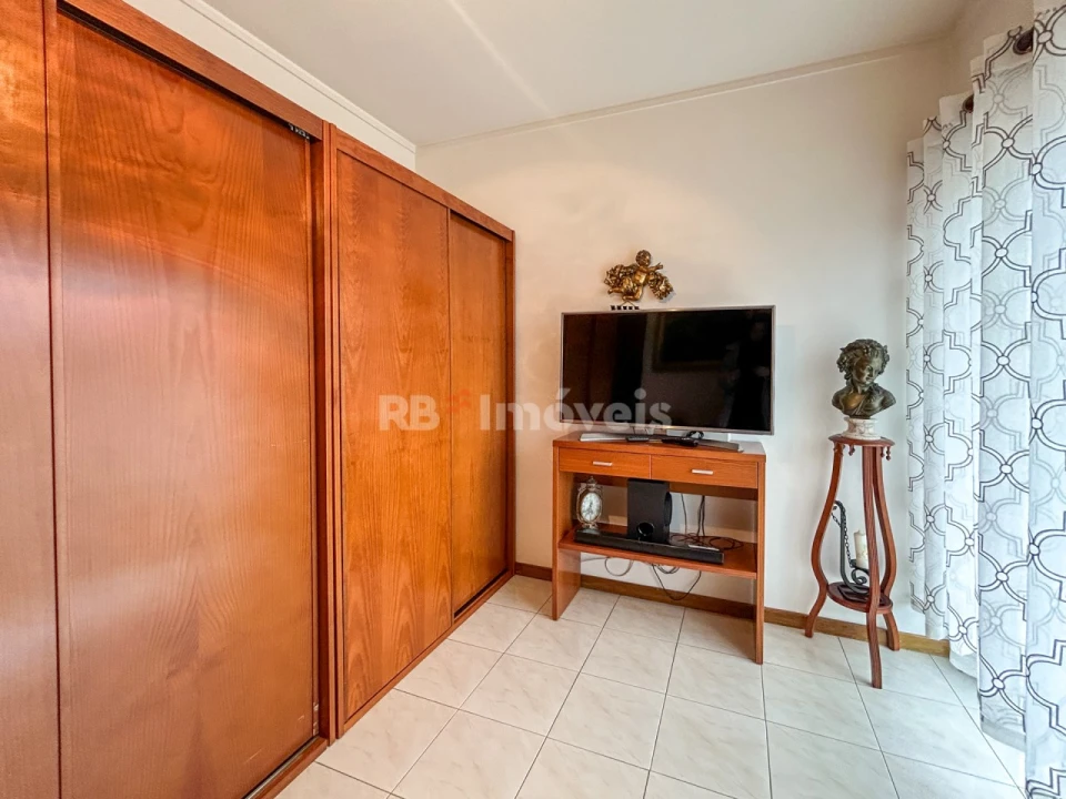 Apartamento T3 para Venda em São João Baptista e Santa Maria dos Olivais Foto 20