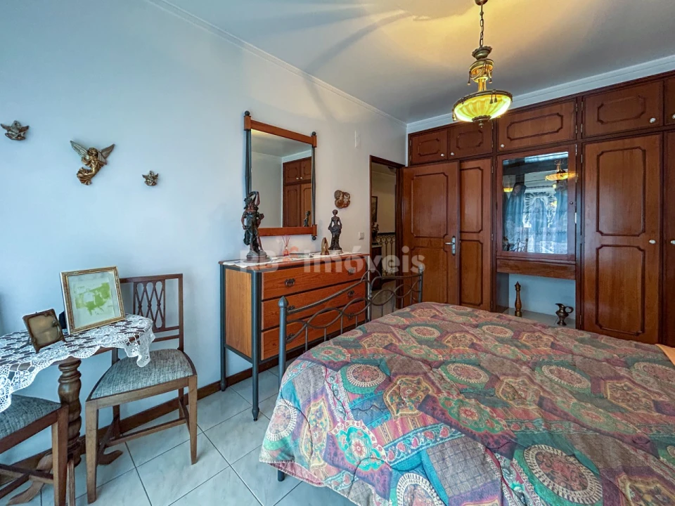 Apartamento T3 para Venda em São João Baptista e Santa Maria dos Olivais Foto 28