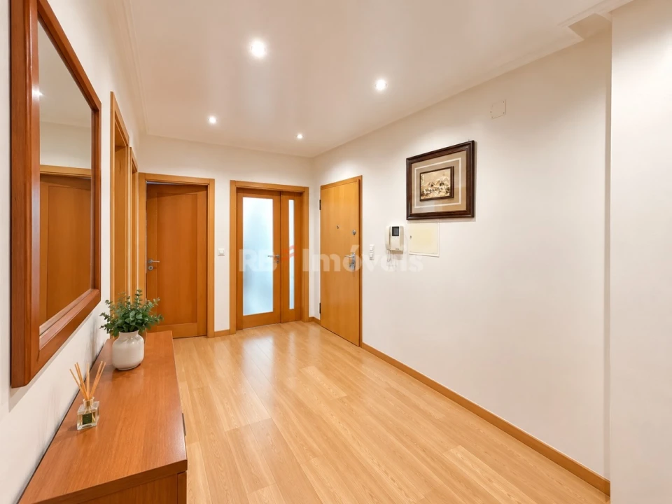 Apartamento T3 para Venda em Nossa Sra de Fatima Foto 1