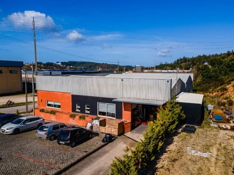 Armazém para Venda em Leiria, Pousos, Barreira e Cortes Foto 1