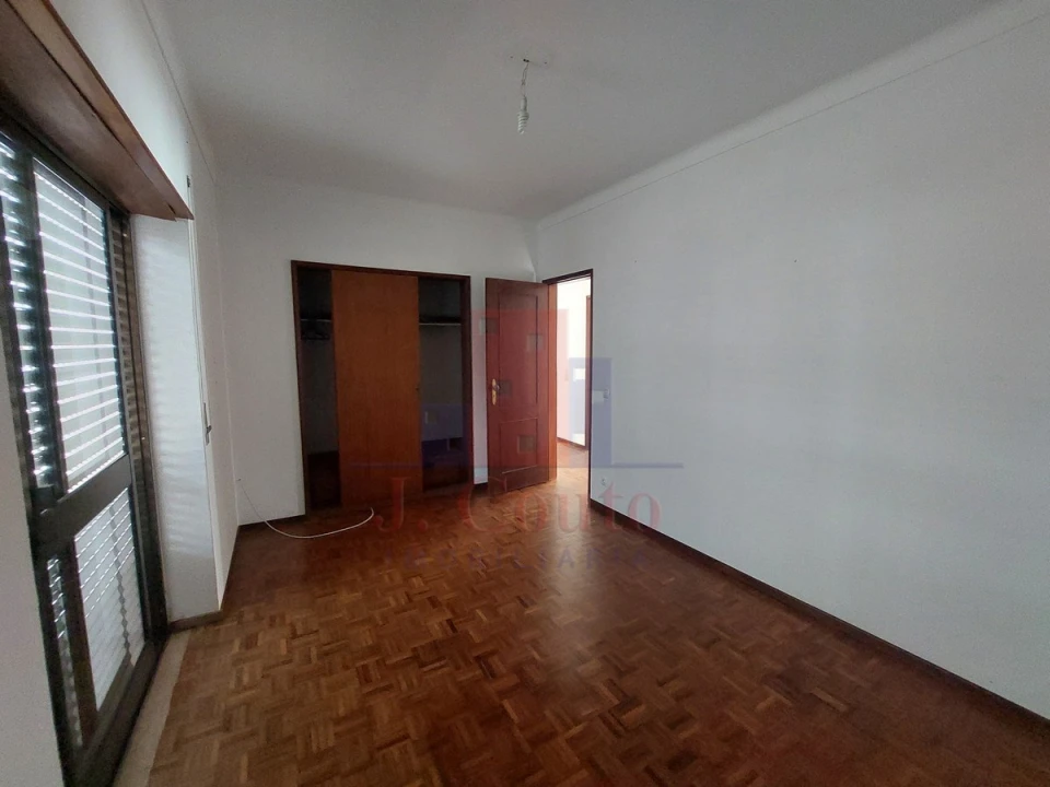 Moradia T4 para Venda em Caldas da Rainha - Santo Onofre e Serra do Bouro Foto 28