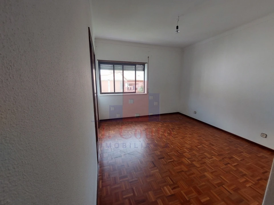 Moradia T4 para Venda em Caldas da Rainha - Santo Onofre e Serra do Bouro Foto 29