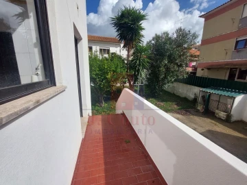 Moradia T4 para Venda em Caldas da Rainha - Santo Onofre e Serra do Bouro
