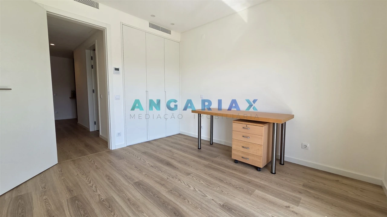 Apartamento T3 para Arrendamento em Leiria, Pousos, Barreira e Cortes Foto 13