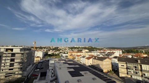 Apartamento T3 para Arrendamento em Leiria, Pousos, Barreira e Cortes