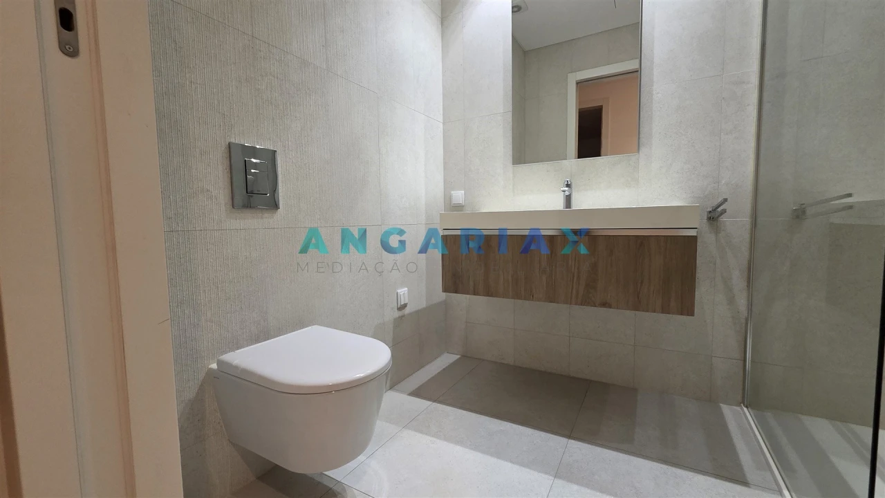 Apartamento T3 para Arrendamento em Leiria, Pousos, Barreira e Cortes Foto 9