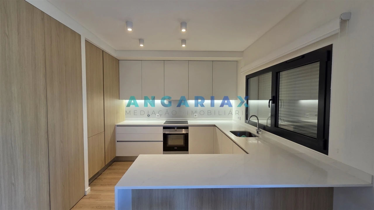 Apartamento T3 para Arrendamento em Leiria, Pousos, Barreira e Cortes Foto 5