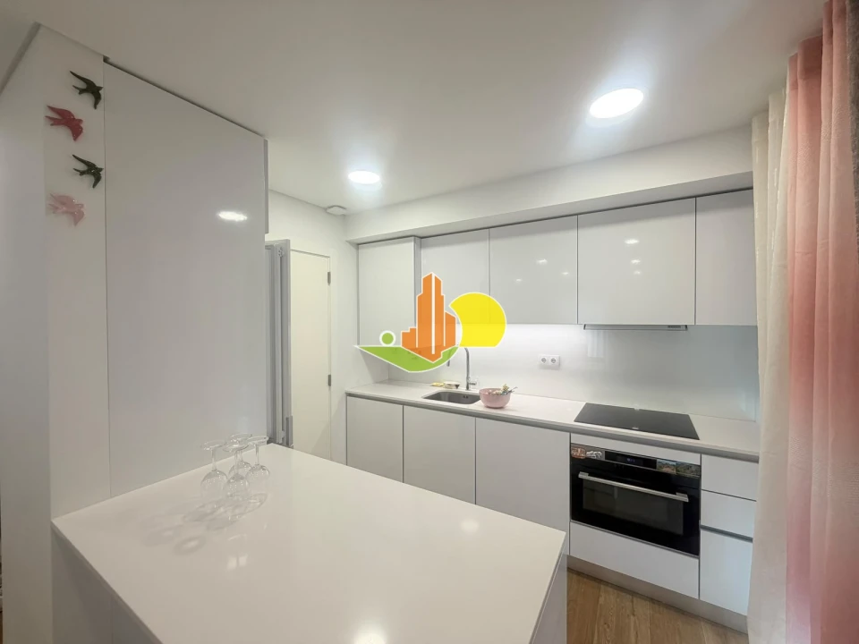 Apartamento T1 para Arrendamento em Buarcos Foto 12