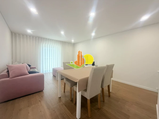 Apartamento T1 para Arrendamento em Buarcos Foto 3